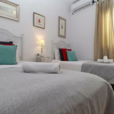 Del Parque Flats San Rafael 아파트 *